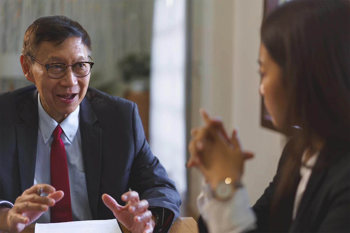 چگونه یک شرکت حقوقی مناسب را برای پرونده خود انتخاب کنید